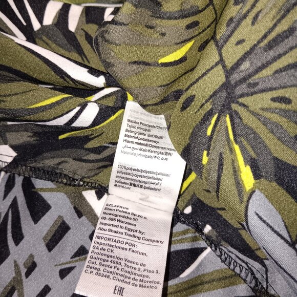 ETAM FLORAL PRINT BELTED ROBE - Picture 5 of 8